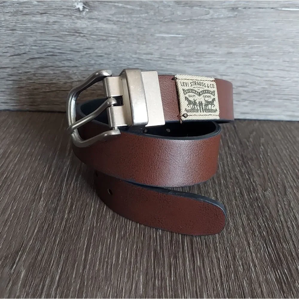 Levi's Reversible Black & Brown Belt Small 22-24